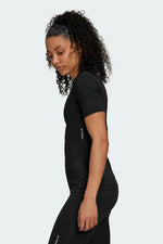 ADIDAS - טישירט לנשים TECHFIT בצבע שחור - MASHBIR//365