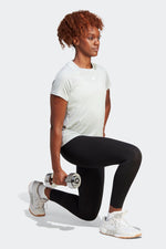 ADIDAS - טישירט לנשים TRAIN ESSENTIALS CREW בצבע לבן - MASHBIR//365