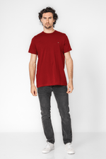 Tommy Hilfiger - טישירט לוגו בצבע בורדו - MASHBIR//365