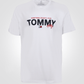 Tommy Hilfiger - טישירט לוגו בצבע לבן - MASHBIR//365 - 6