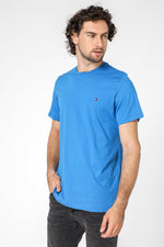 Tommy Hilfiger - טישירט לוגו בצבע כחול - MASHBIR//365