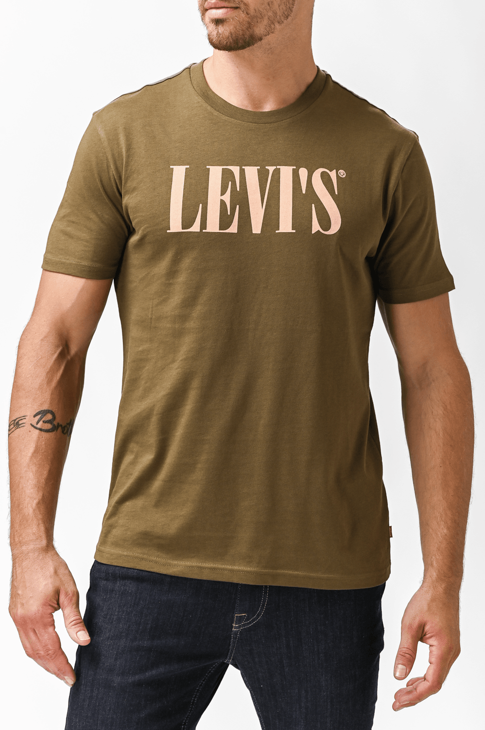 LEVI'S - טישירט לוגו קצרה בצבע ירוק זית - MASHBIR//365