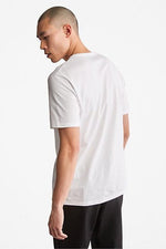 TIMBERLAND - טישירט עם הדפס גרפי בצבע לבן - MASHBIR//365