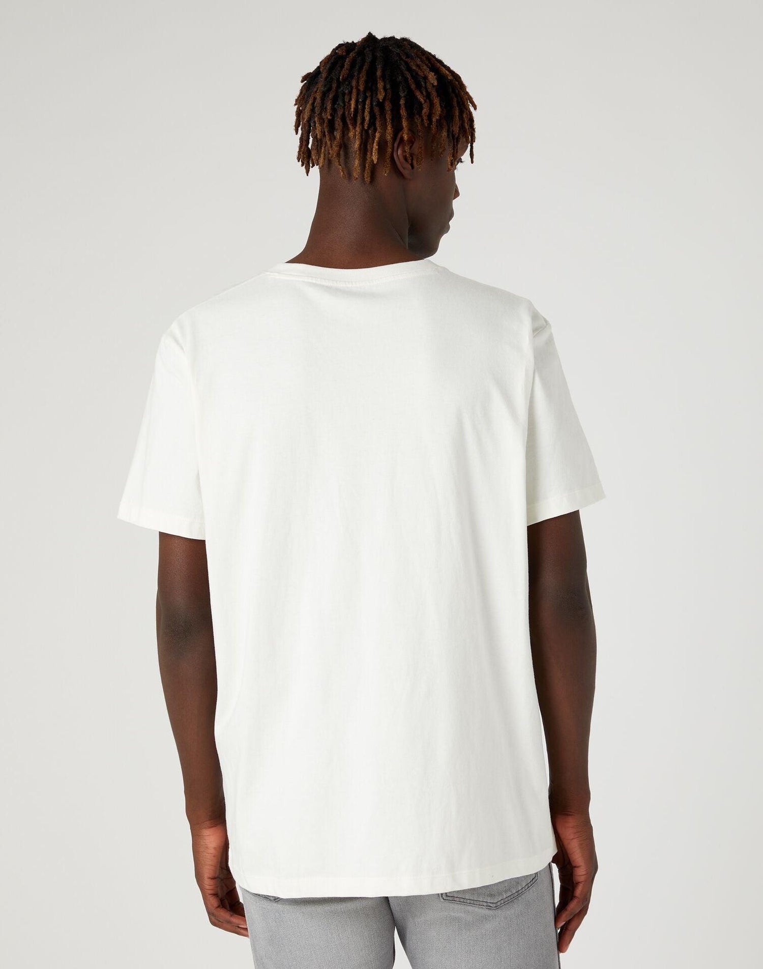 WRANGLER - טישירט עם כיתוב לוגו בצבע לבן - MASHBIR//365