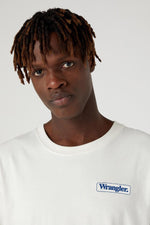 WRANGLER - טישירט עם לוגו בצבע לבן - MASHBIR//365