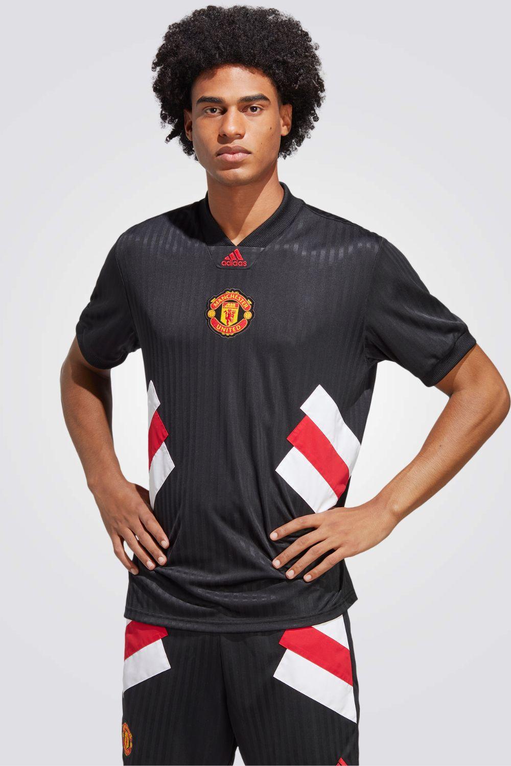 ADIDAS - טישירט MANCHESTER UNITED לגבר בצבע שחור - MASHBIR//365