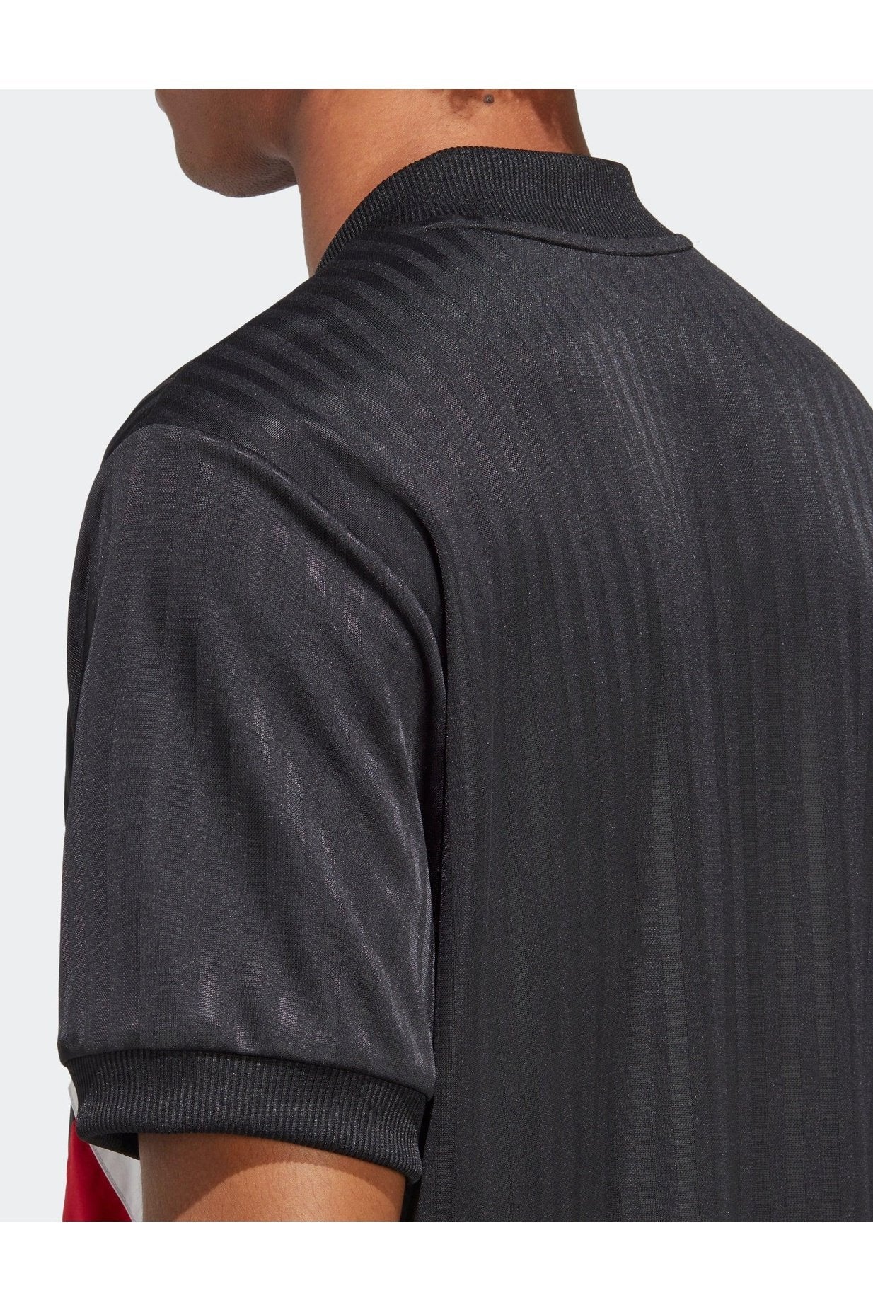 ADIDAS - טישירט MANCHESTER UNITED לגבר בצבע שחור - MASHBIR//365