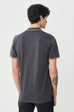 LEE - טישירט PIQUE POLO בצבע אפור - MASHBIR//365