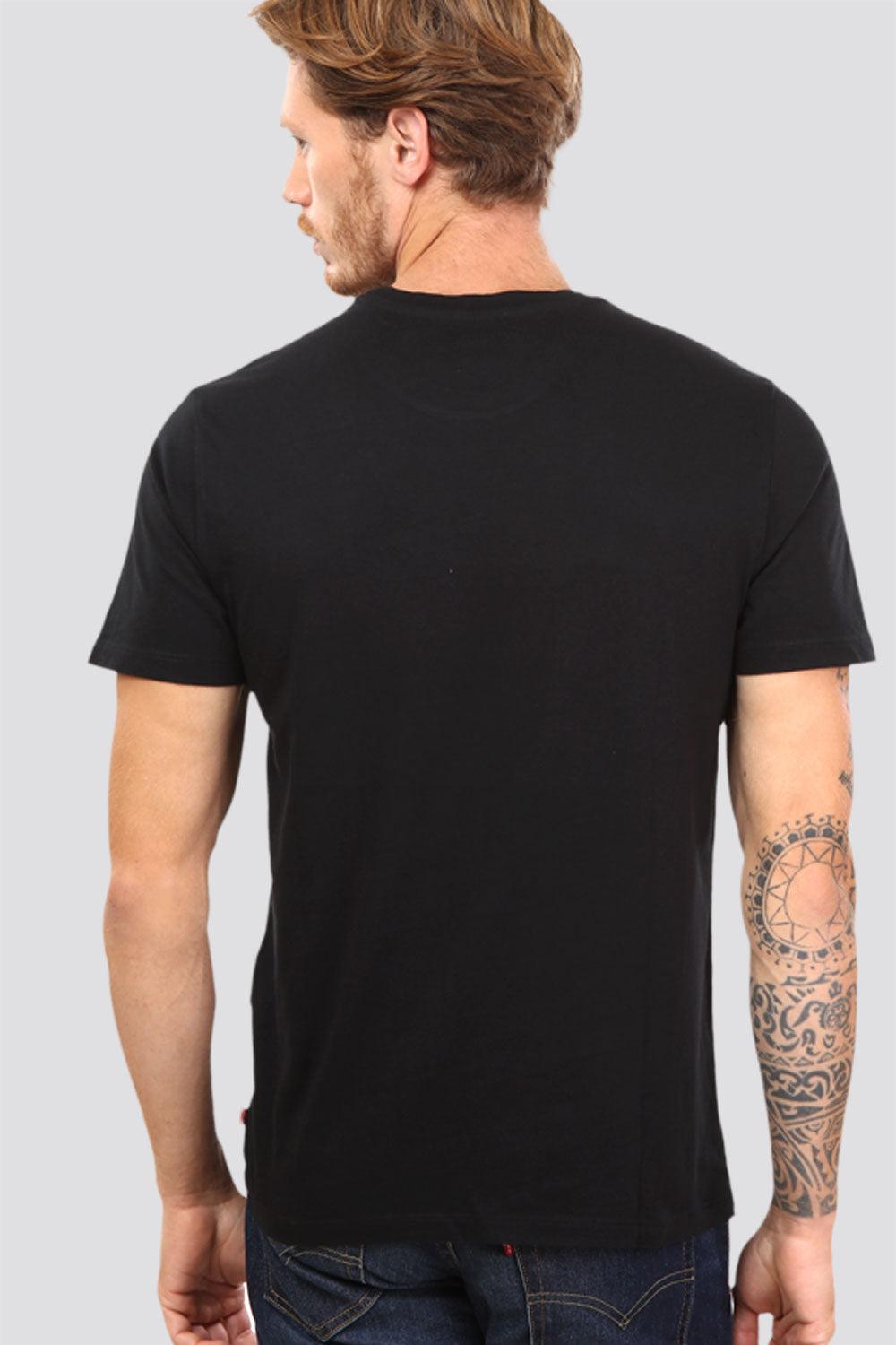 LEVI'S - טישירט שחור הדפס סוסים לבן - MASHBIR//365