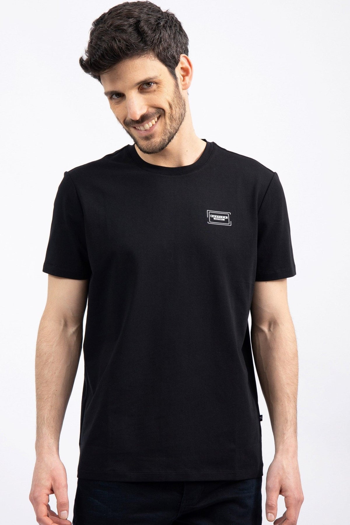 NAUTICA - טישירט שחורה עם לוגו קטן - MASHBIR//365