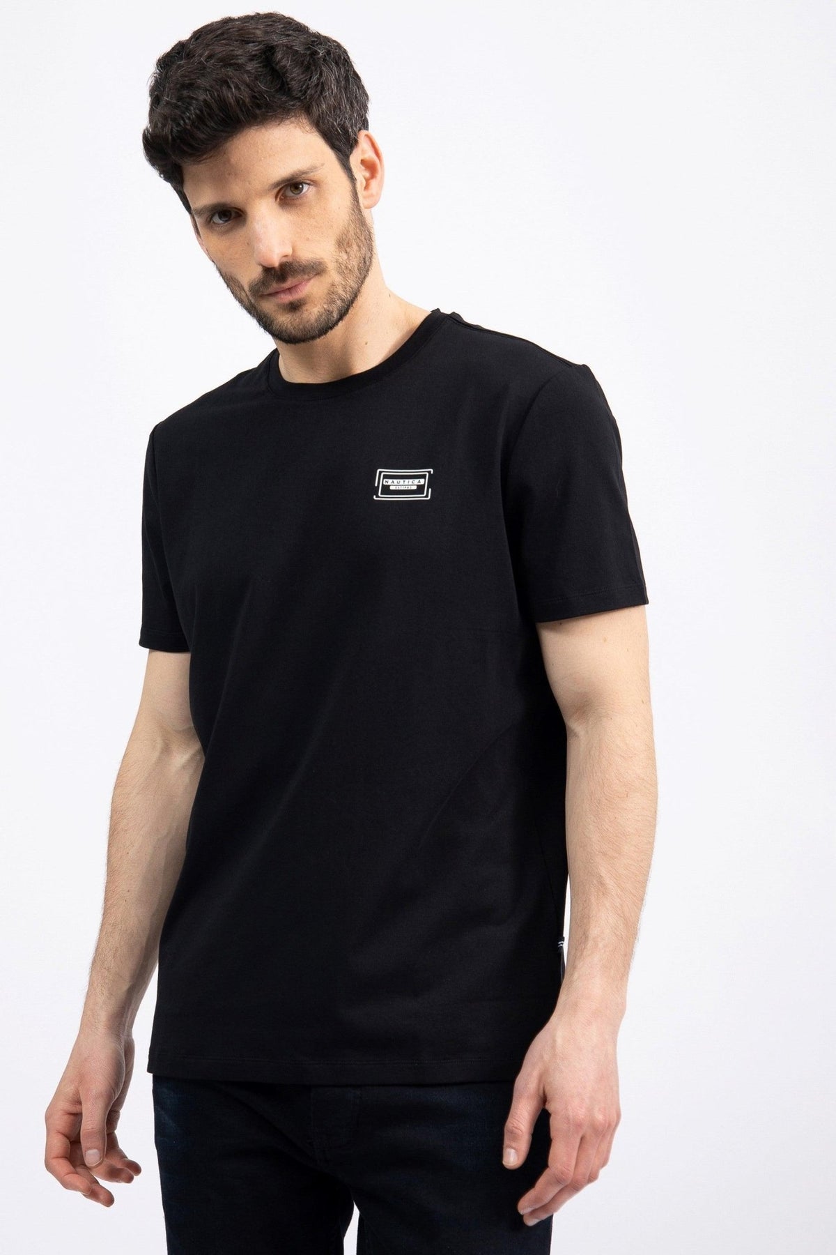 NAUTICA - טישירט שחורה עם לוגו קטן - MASHBIR//365