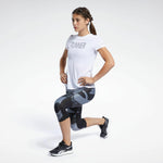 REEBOK - טישירט SPEEDWICK GRAPHIC בצבע לבן - MASHBIR//365