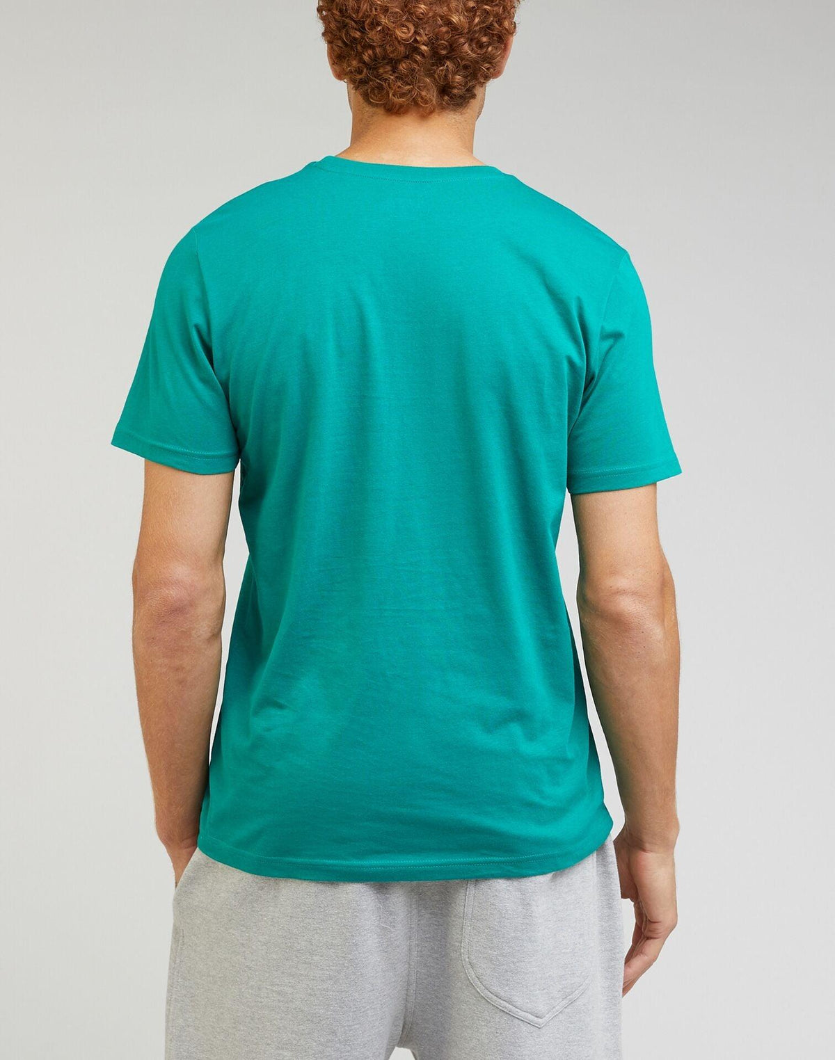 LEE - טישירט SS PATCH LOGO TEE בצבע טורקיז - MASHBIR//365