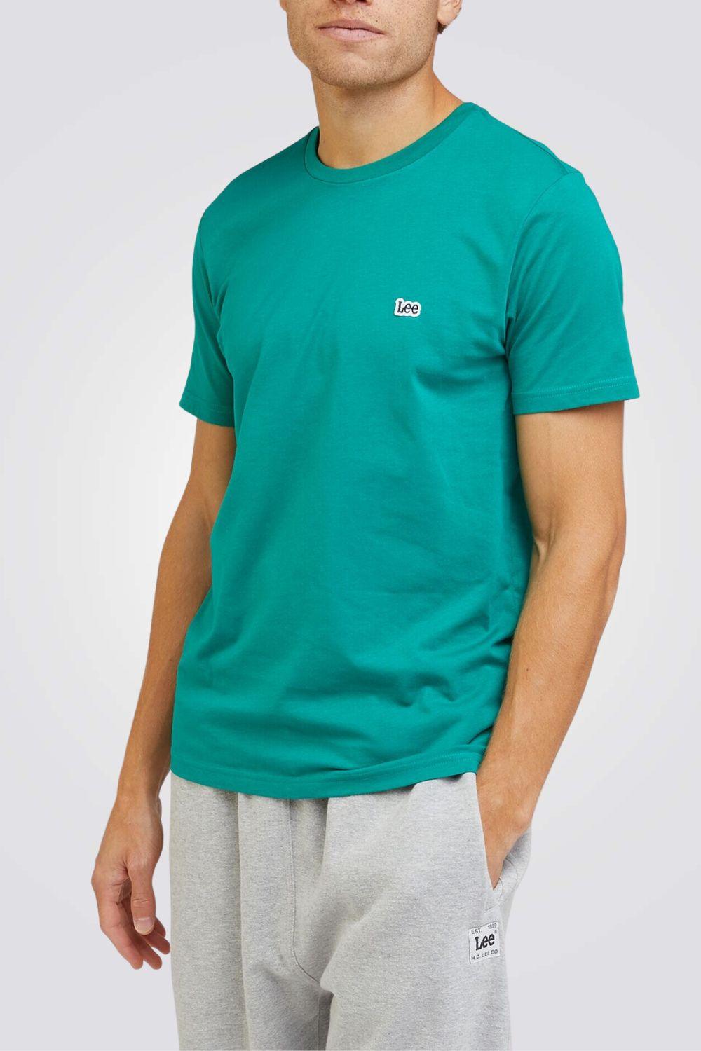 LEE - טישירט SS PATCH LOGO TEE בצבע טורקיז - MASHBIR//365