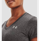 UNDER ARMOUR - טישירט Tech V-Neck בצבע אפור - MASHBIR//365