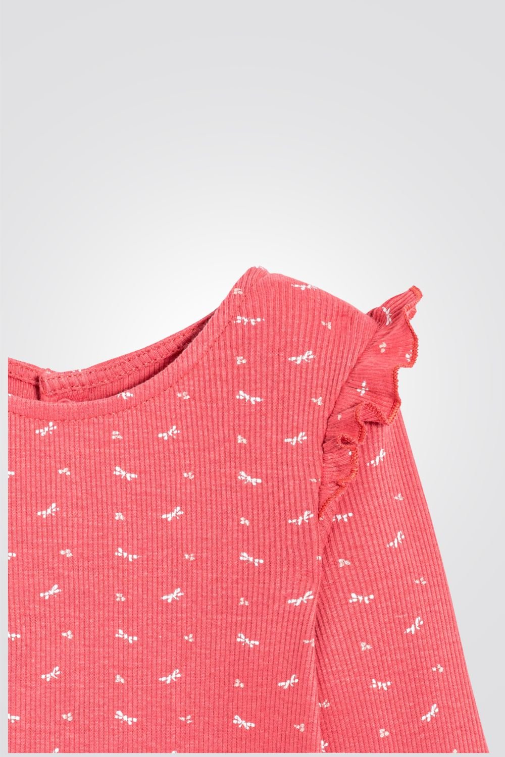 OBAIBI - טישירט תינוקות ריבס שרוול ארוך עם וולן בכתף בצבע ורוד עם הדפס פפיונים בלבן - MASHBIR//365