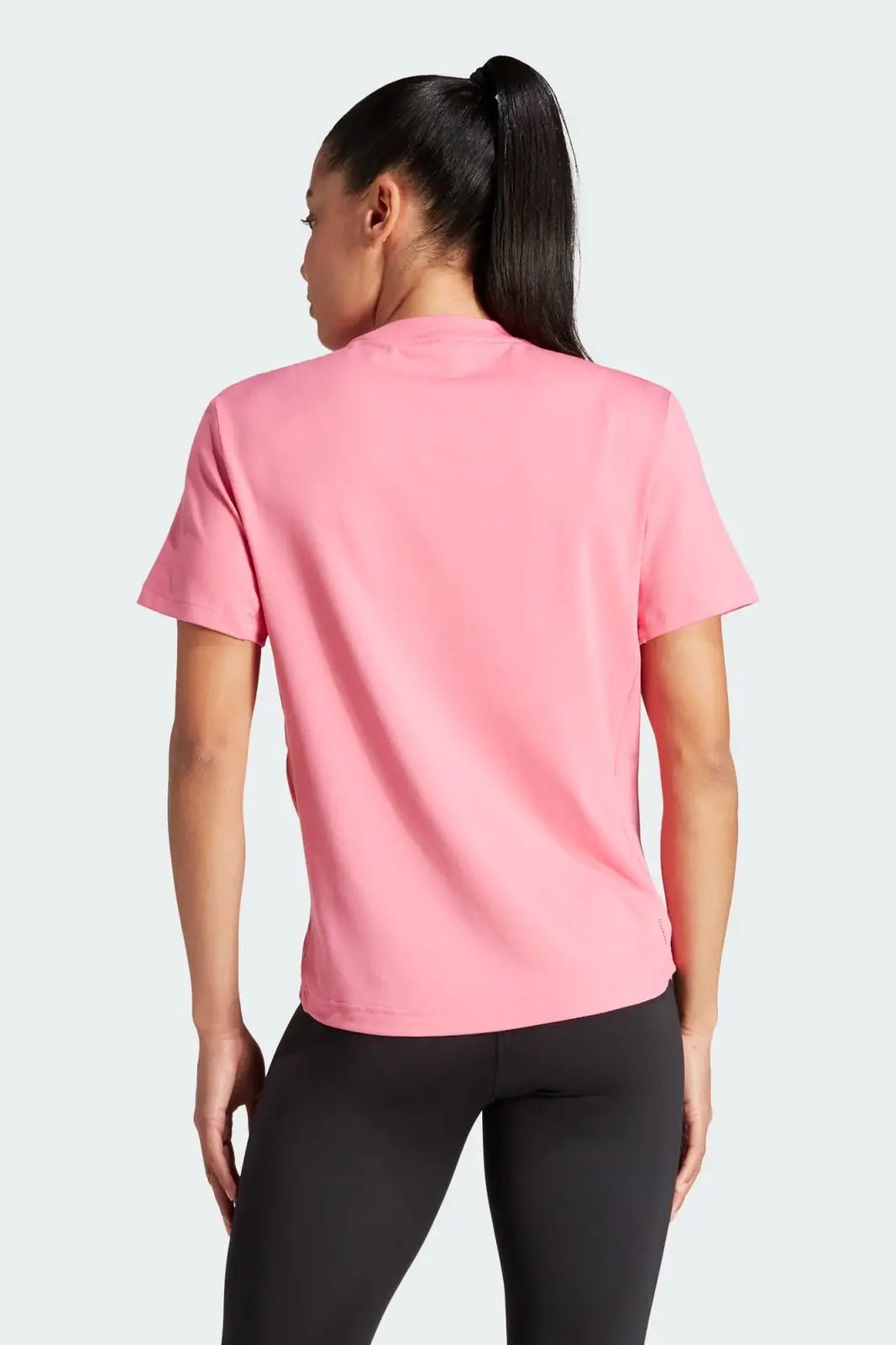 ADIDAS - טישירט VERSATILE TEE בצבע ורוד - MASHBIR//365