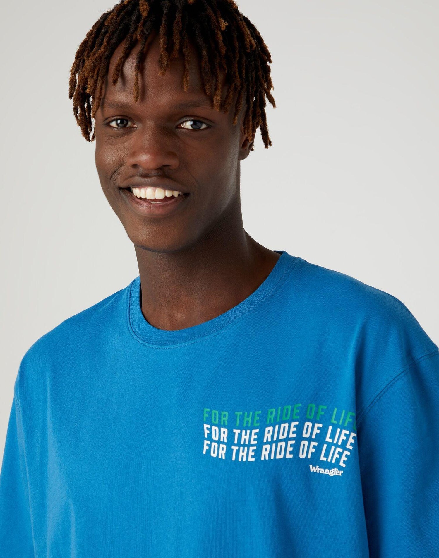 WRANGLER - טישירט כחולה עם הדפס לוגו בחזית - MASHBIR//365