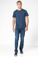 DELTA - טישירט צווארון עגול בצבע כחול - MASHBIR//365