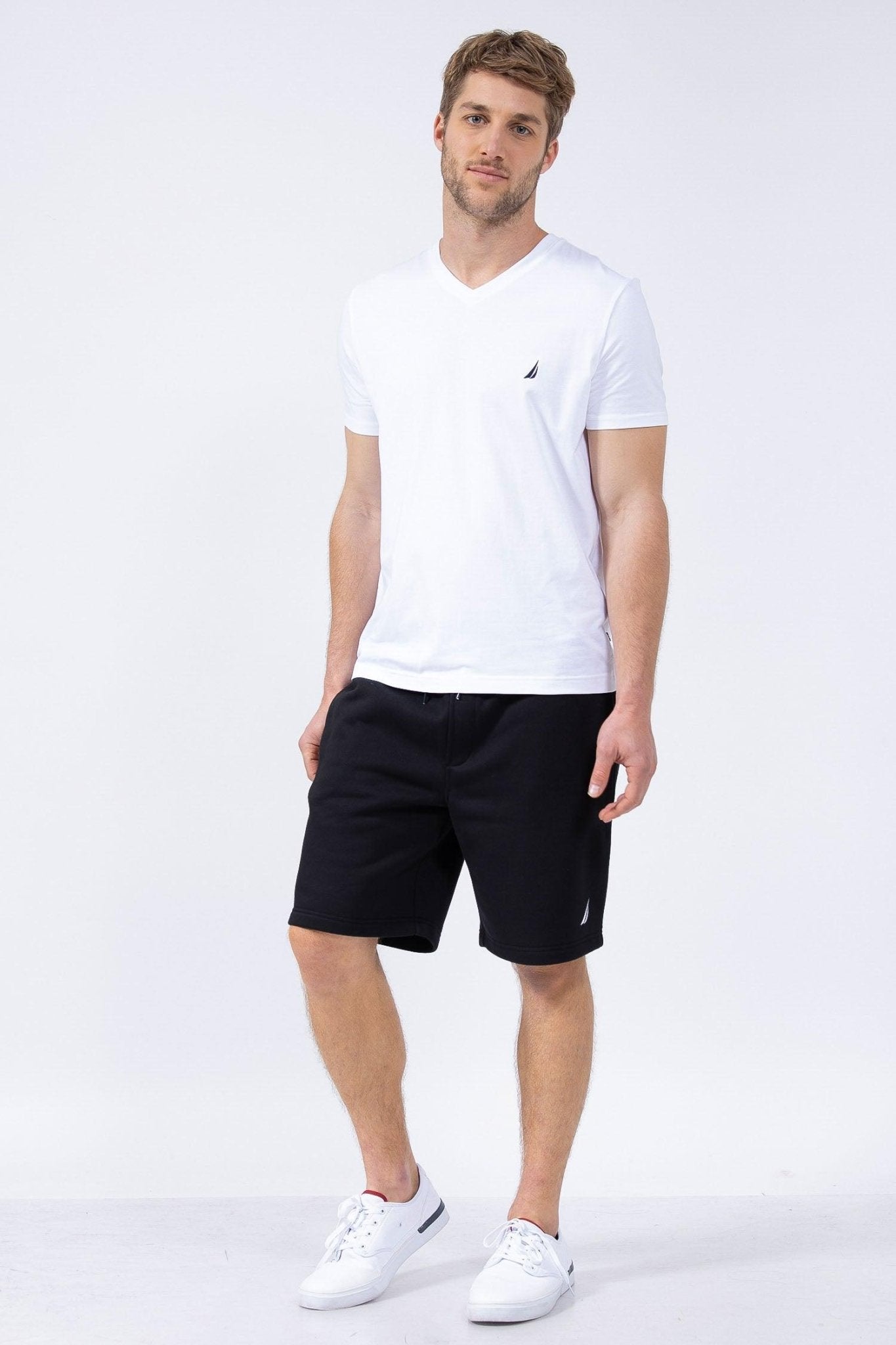 NAUTICA - טישירט צווארון V לבן - MASHBIR//365