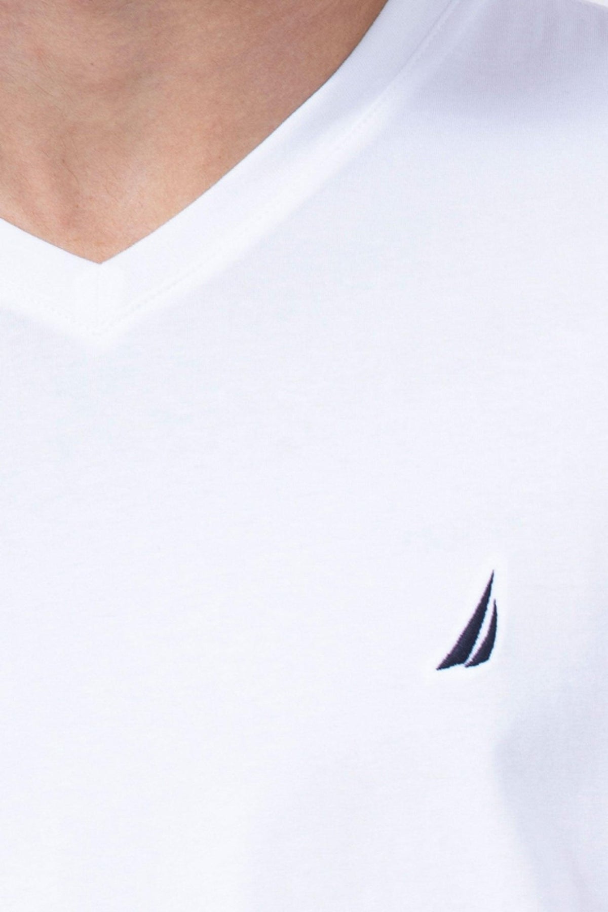 NAUTICA - טישירט צווארון V לבן - MASHBIR//365