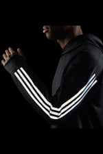 ADIDAS - קפוצ'ון RUN ICON בצבע שחור - MASHBIR//365