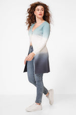 KENNETH COLE - קרדיגן אומברה ארוך בצבע לבן וכחול - MASHBIR//365