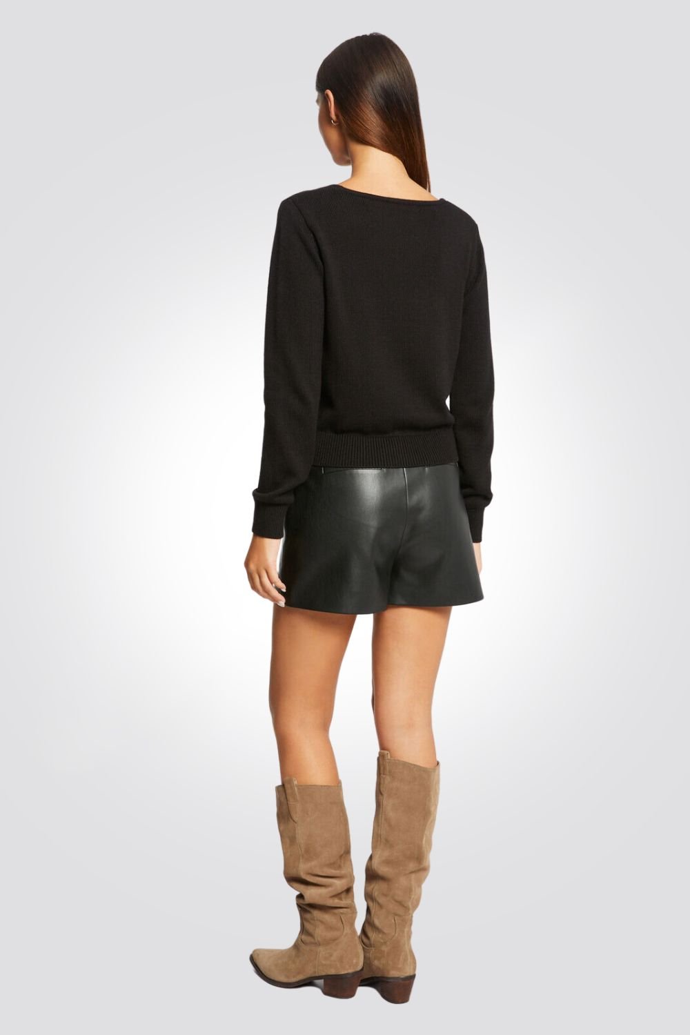 MORGAN - קרדיגן נשים וי עם כפתורי לב יהלומים בשחור - MASHBIR//365