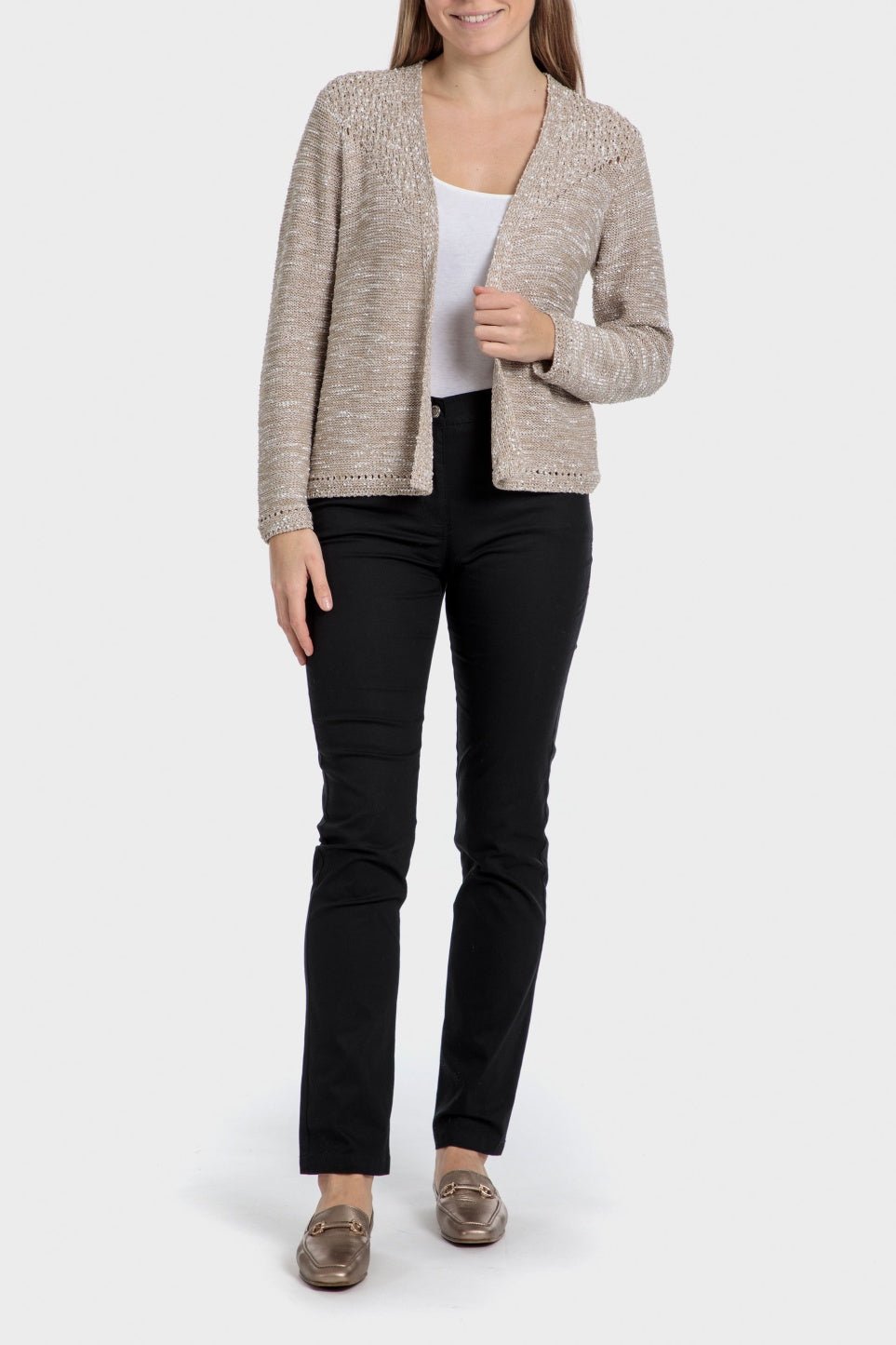 PUNT ROMA - קרדיגן סריג עם פתחים בצבע בז' - MASHBIR//365