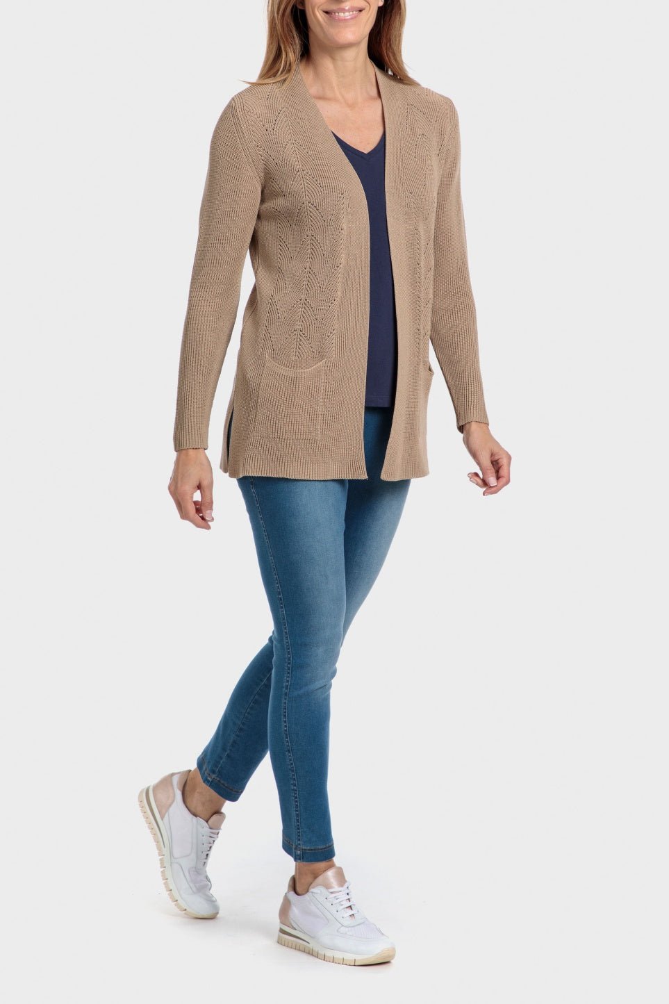 PUNT ROMA - קרדיגן סריג עם פתחים בצבע שמנת - MASHBIR//365