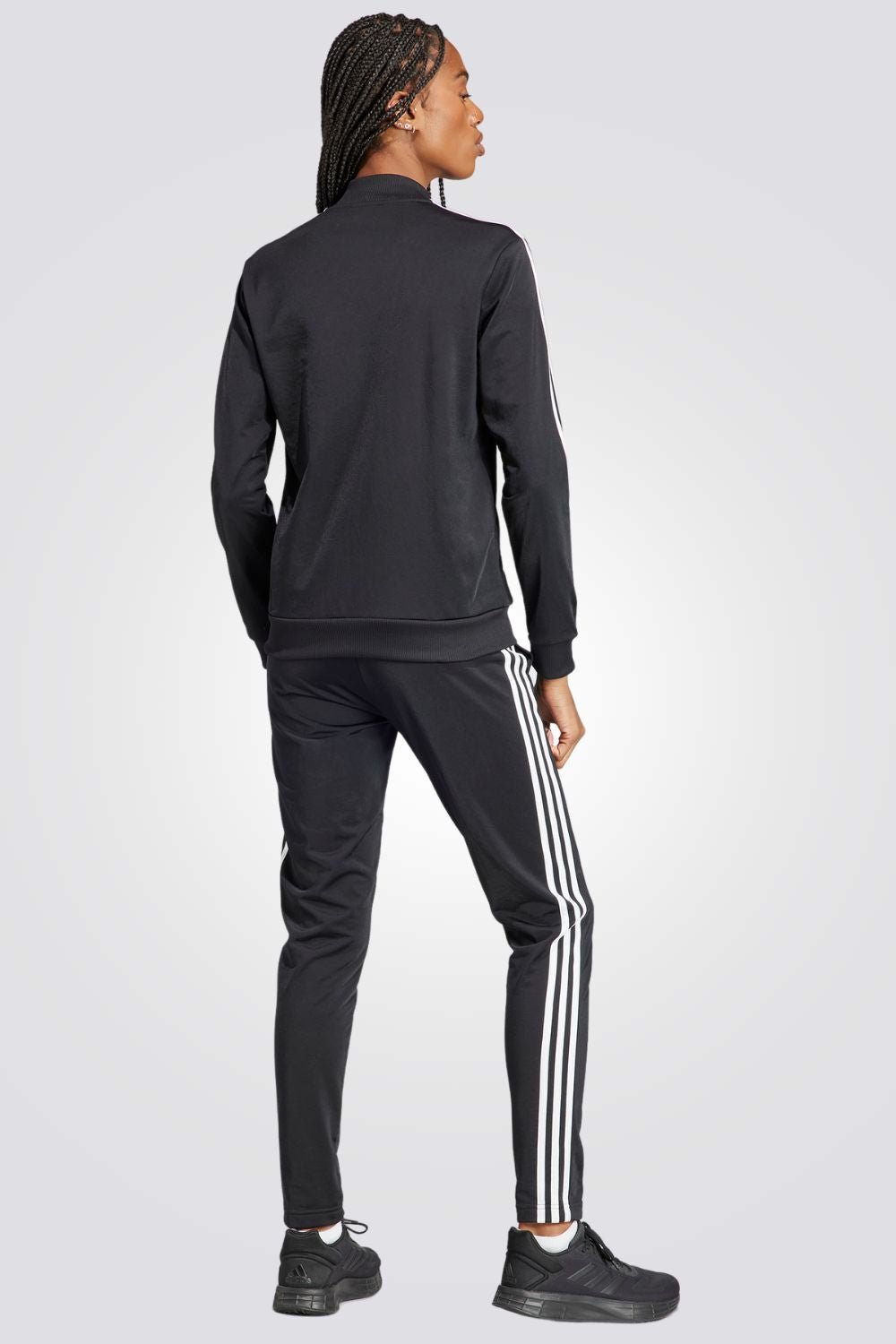 ADIDAS - חליפת אימון לנשים ESSENTIALS בצבע שחור - MASHBIR//365