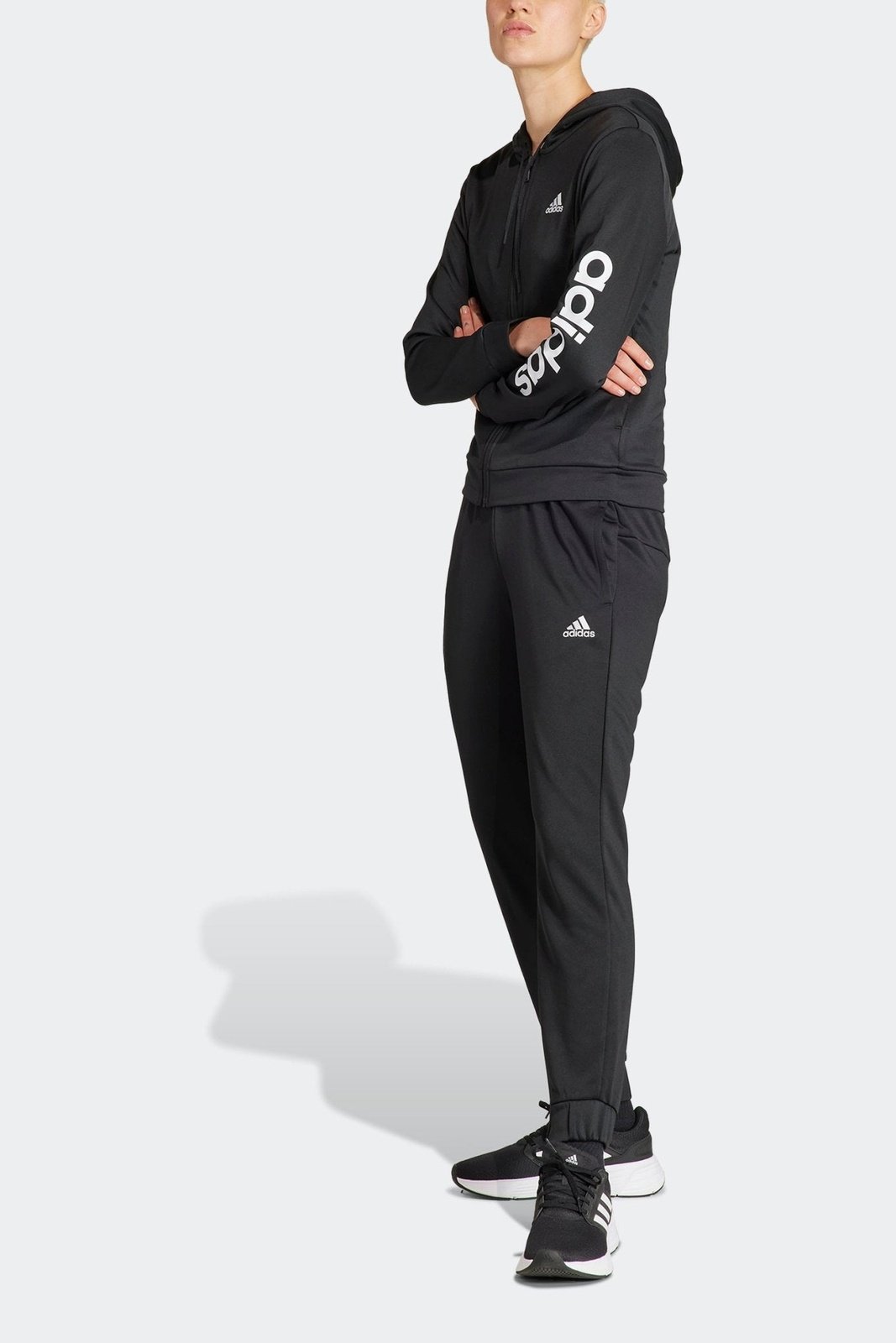 ADIDAS - חליפת אימון לנשים W LINEAR בצבע שחור - MASHBIR//365