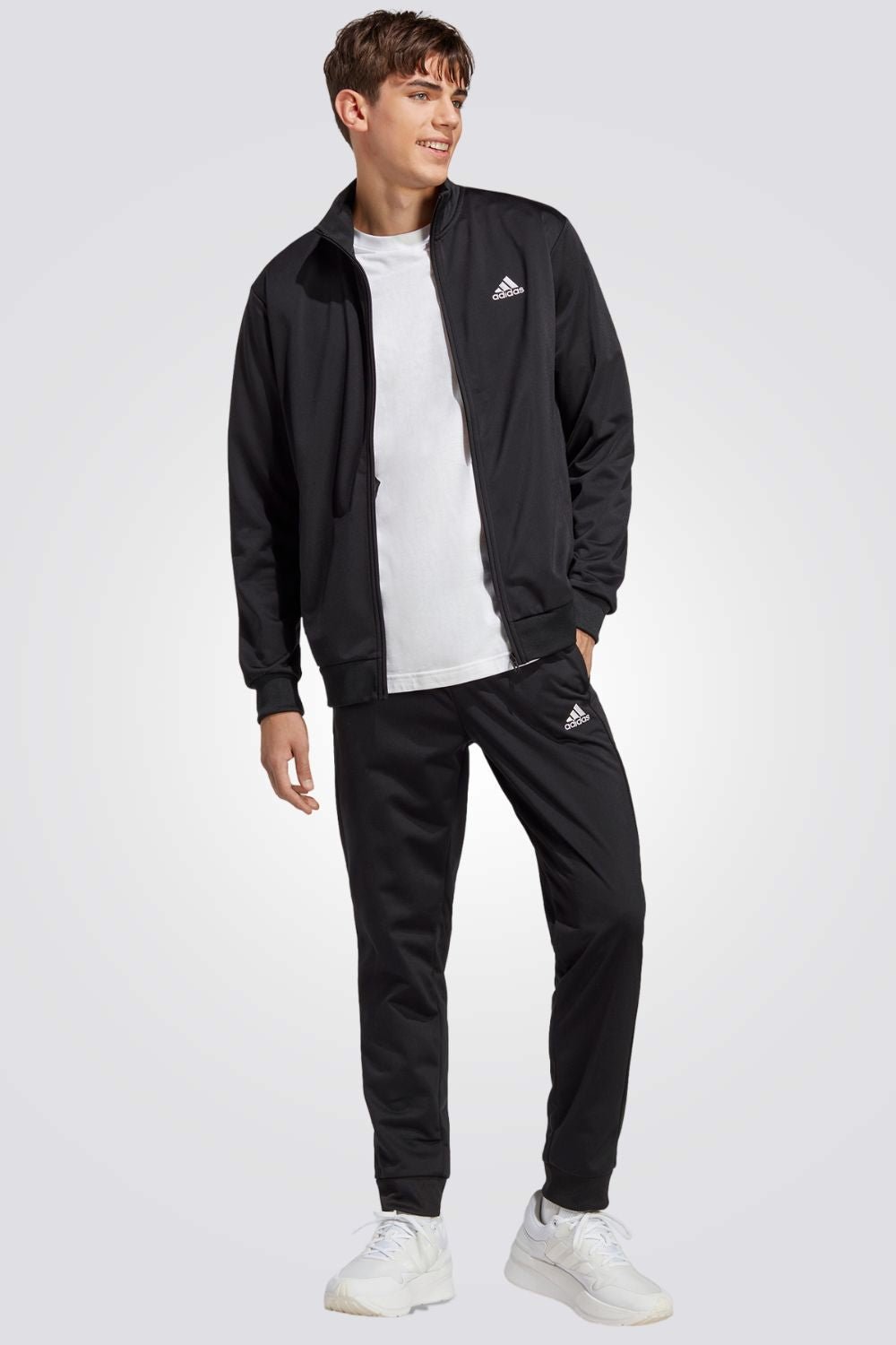 ADIDAS - חליפת אימונים לגברים LIN TR בצבע שחור - MASHBIR//365