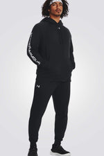 UNDER ARMOUR - חליפת ספורט לגבר - MASHBIR//365