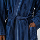 KENNETH COLE - חלוק מגבת אריגת פסים בצבע כחול - MASHBIR//365 - 3