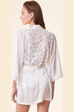 ETAM - חלוק סאטן בשילוב רקמה RAYONNANTE - MASHBIR//365