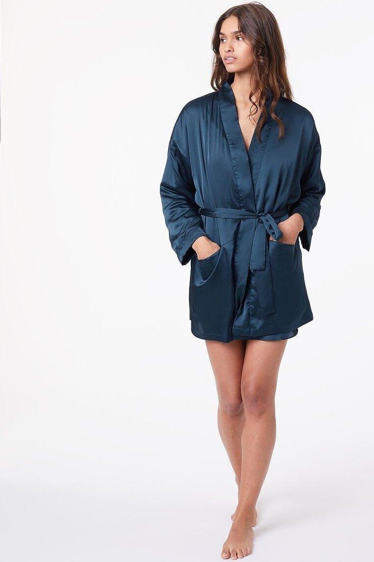 ETAM - חלוק סאטן עם בטנת פליז NEW SIBERIAN כחול - MASHBIR//365