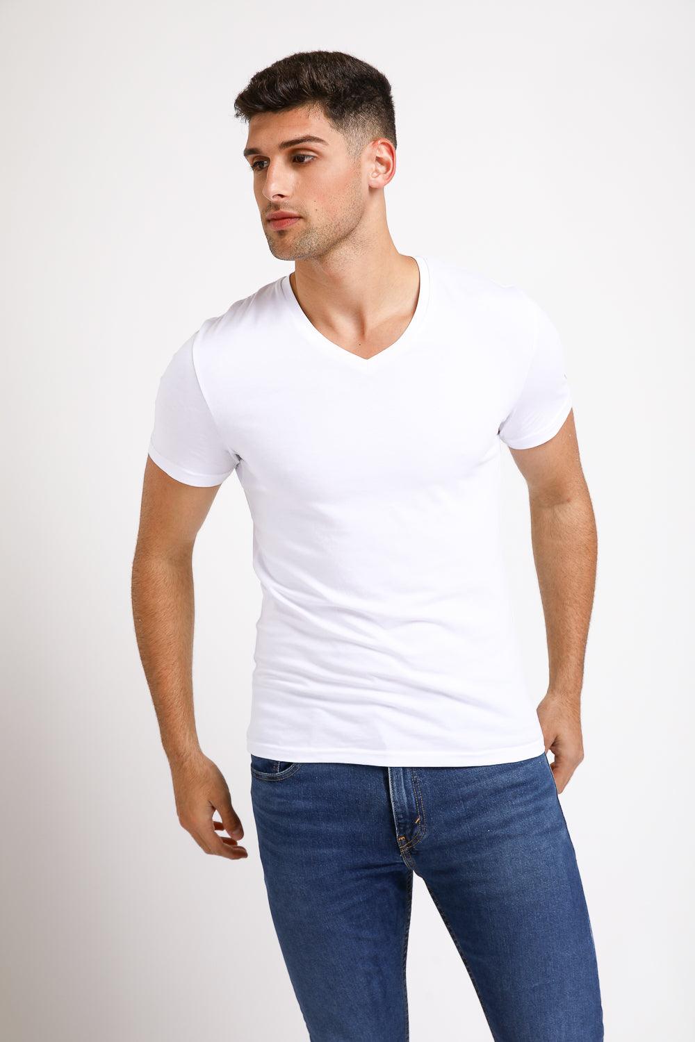 KENNETH COLE - מארז 2 חולצות צווארון V בצבע לבן - MASHBIR//365