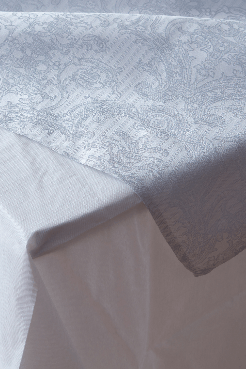 HOMESTYLE - מגן שולחן סאני 132/220 ס"מ - MASHBIR//365