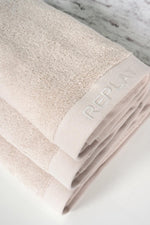 REPLAY - מגבת גוף ענקית בז' - MASHBIR//365