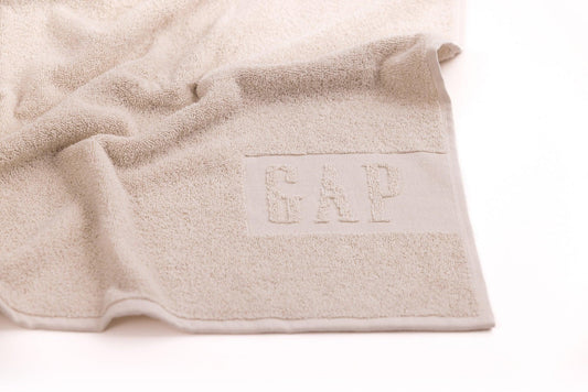 GAP - מגבת גוף כותנה בגוון אבן - MASHBIR//365