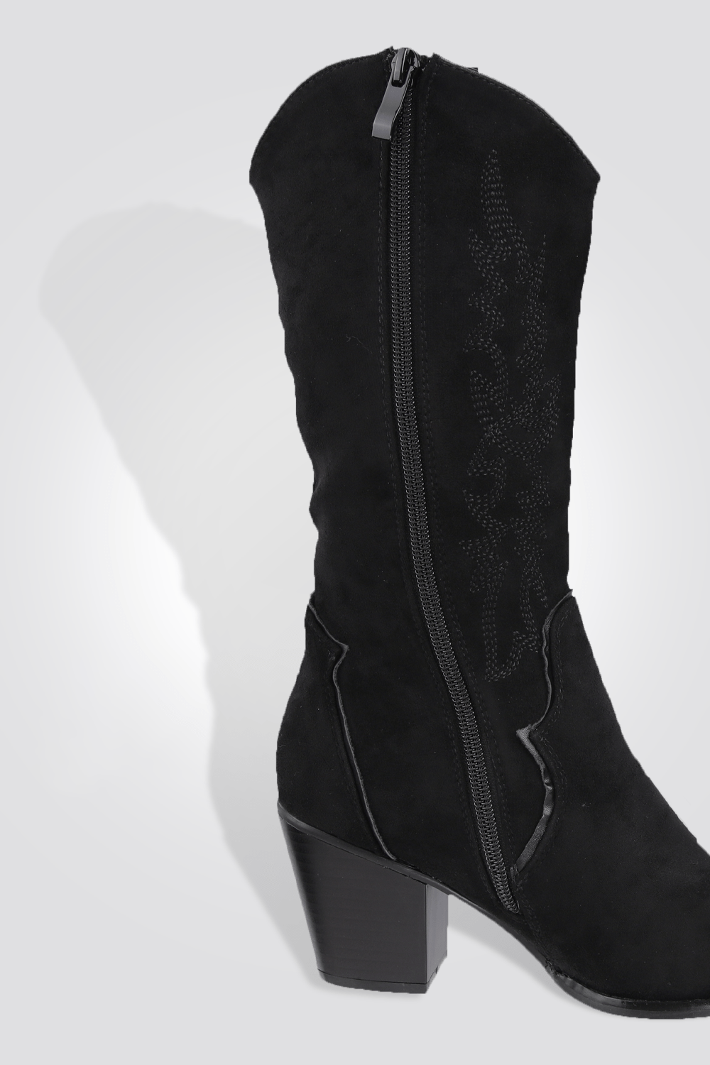 LADY COMFORT - מגף בוקרים בצבע שחור - MASHBIR//365