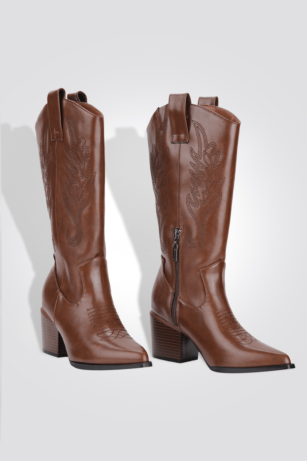 KENNETH COLE - מגף בוקרים בצבע חום - MASHBIR//365