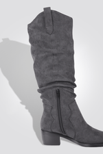 LADY COMFORT - מגף כיווצים בצבע אפור - MASHBIR//365