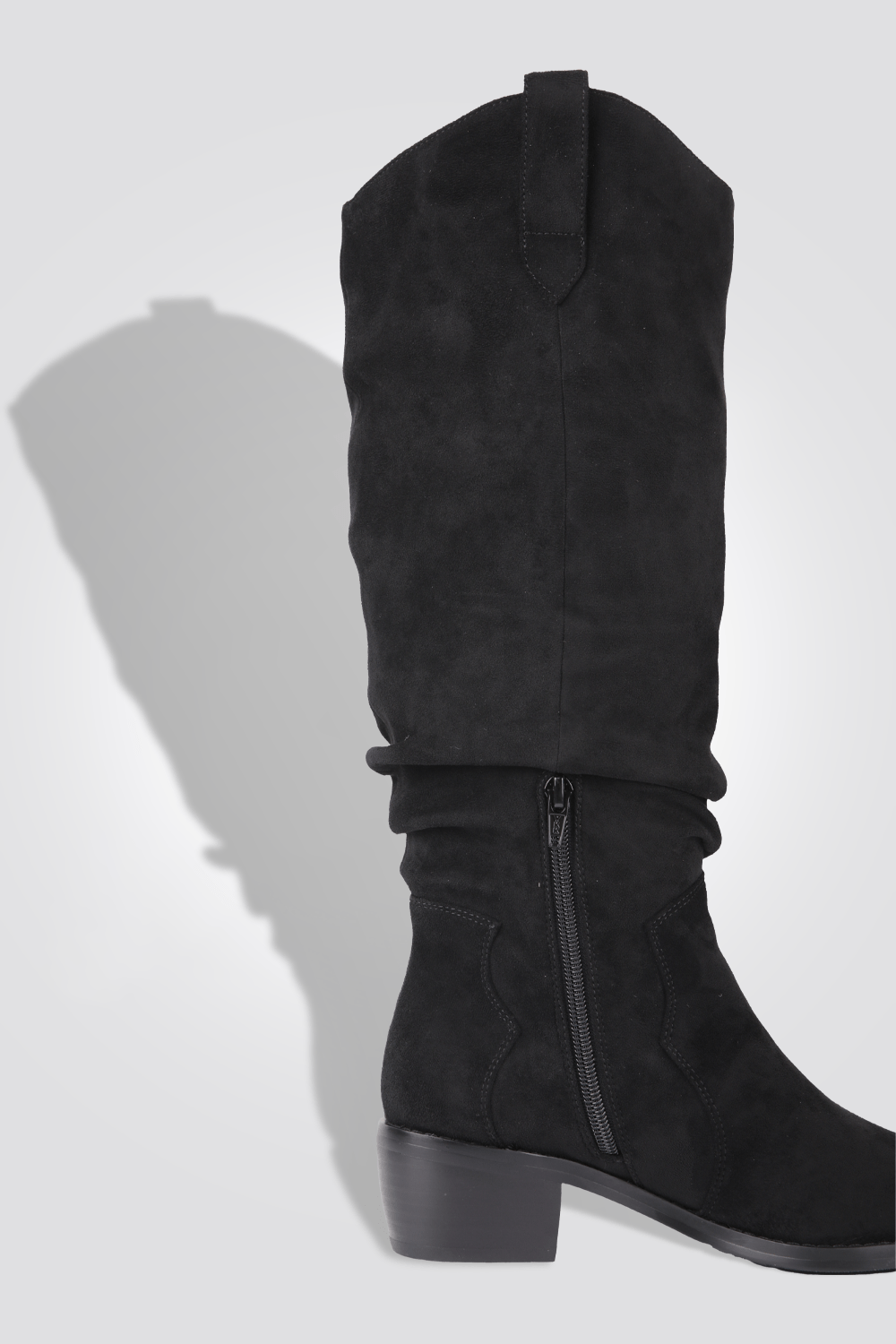 LADY COMFORT - מגף כיווצים בצבע שחור - MASHBIR//365