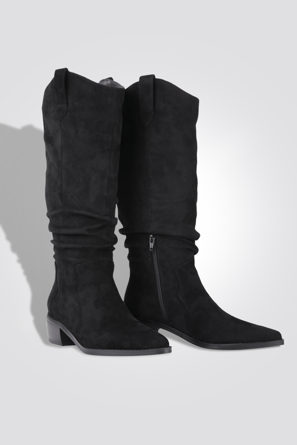 LADY COMFORT - מגף כיווצים בצבע שחור - MASHBIR//365