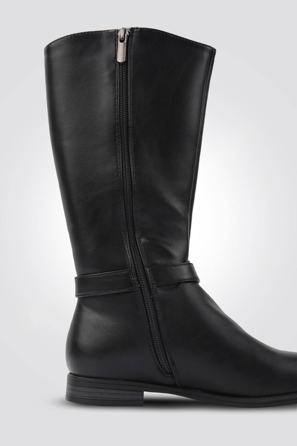 LADY COMFORT - מגפיים לנשים עם רצועה עליונה בצבע שחור - MASHBIR//365