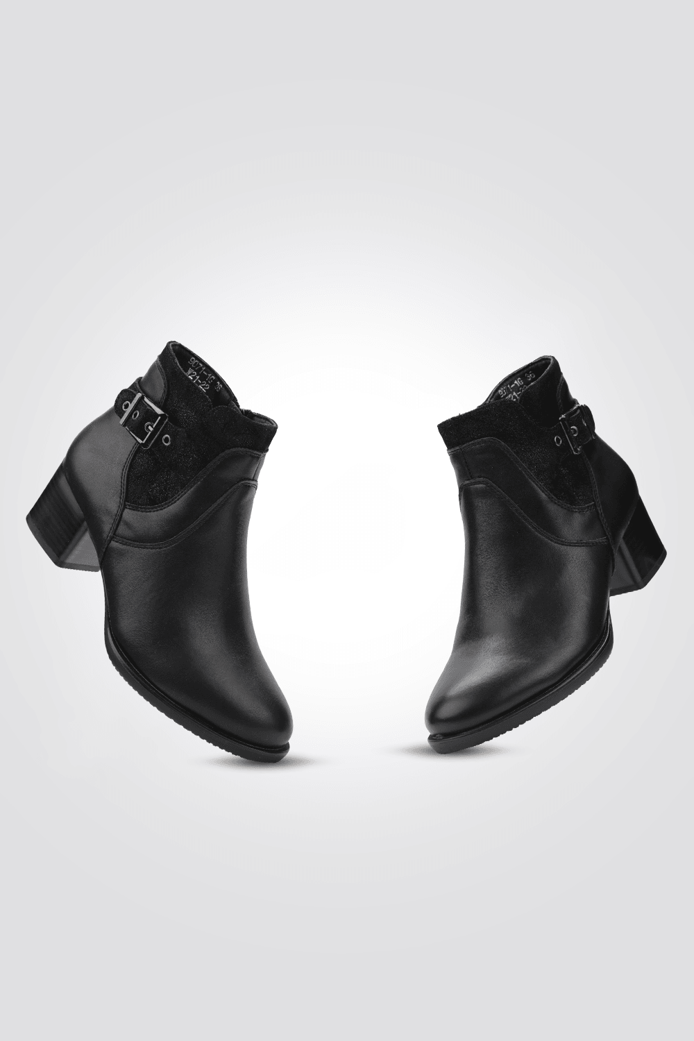 LADY COMFORT - מגפון אבזם עליון בצבע שחור משולב - MASHBIR//365