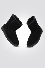 LADY COMFORT - מגפון פרווה לנשים בצבע שחור - MASHBIR//365