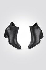 LADY COMFORT - מגפון עקב בצבע שחור - MASHBIR//365